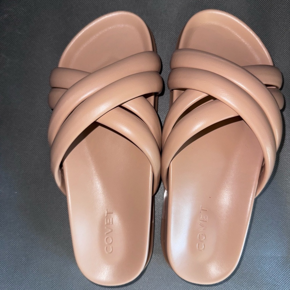 Covet Women's Cream Slide Sandals